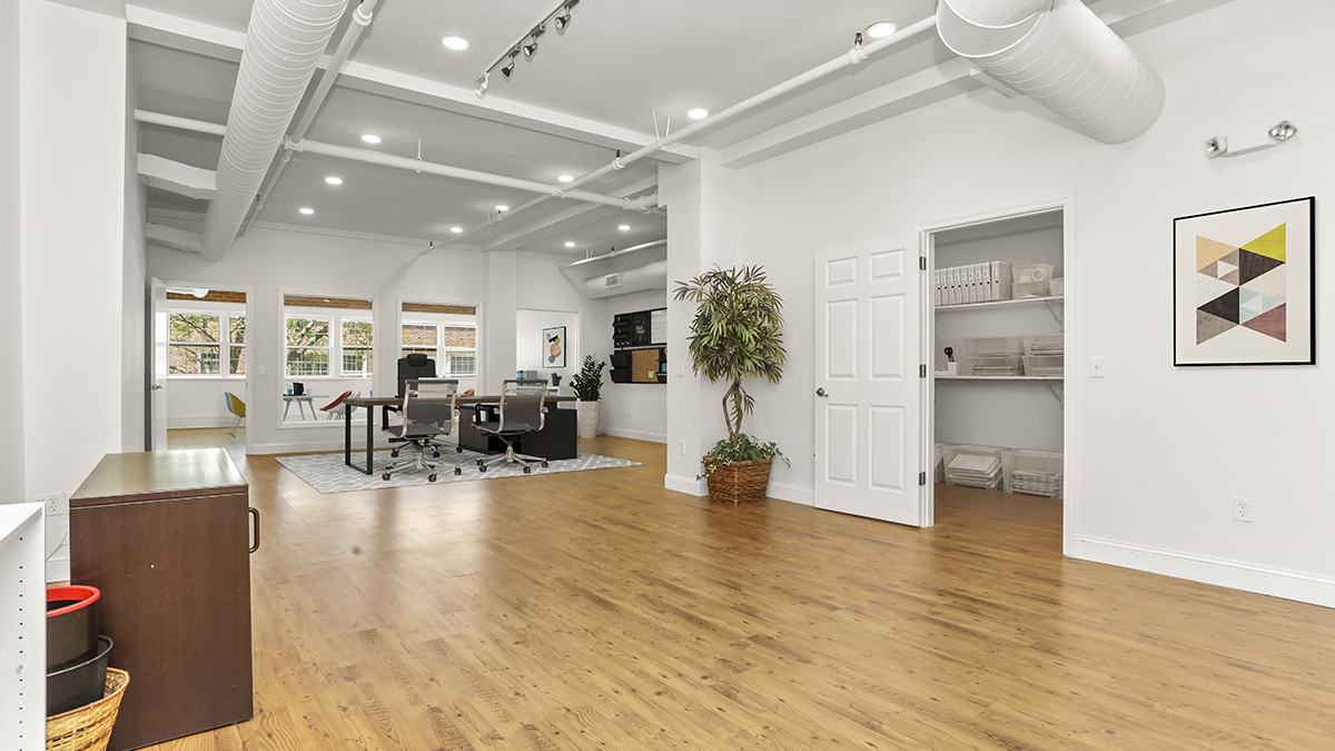 Commercial Real Estate Virtual Staging Services NY